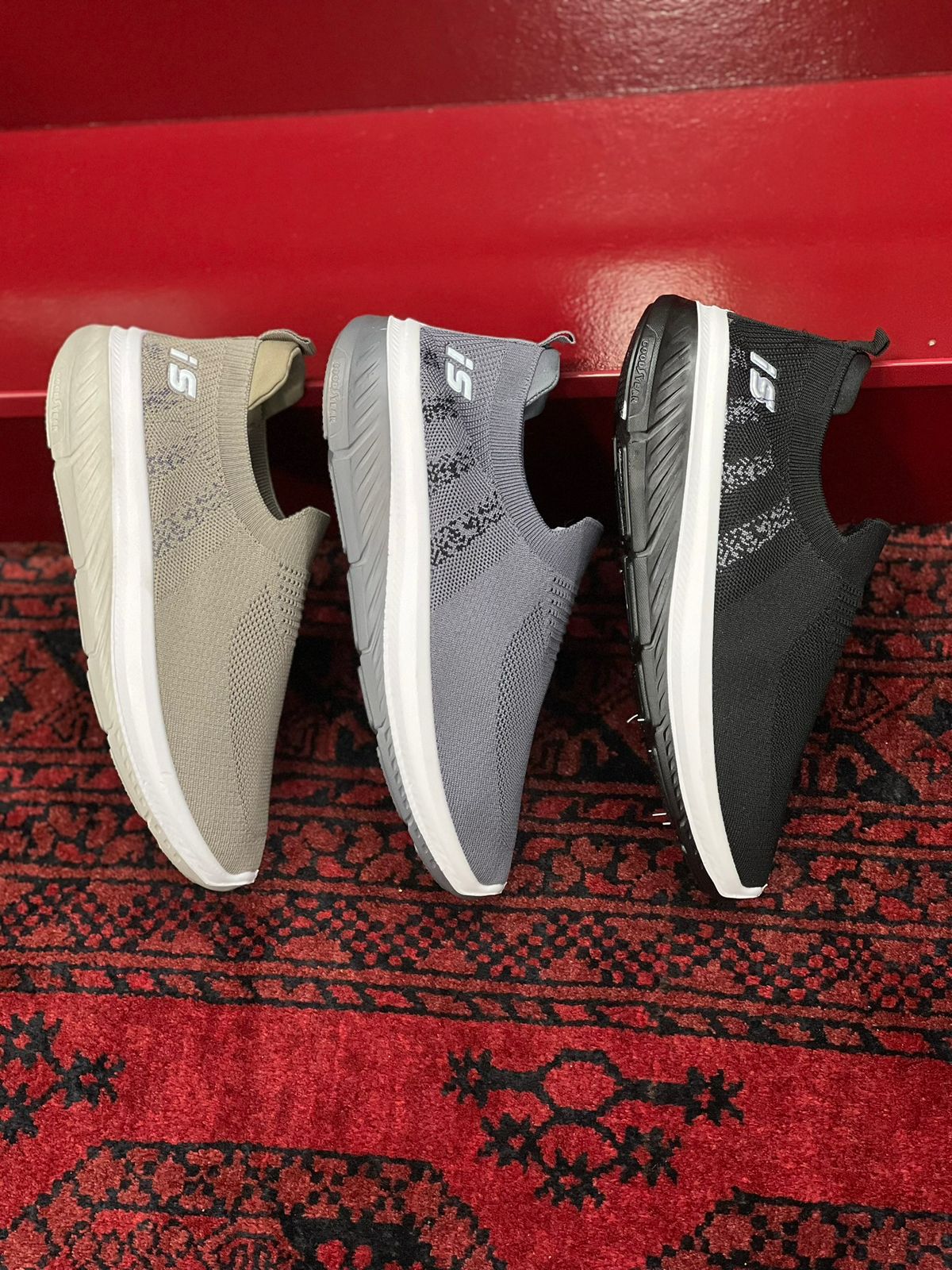 Skechers Slip inns-Max cushion